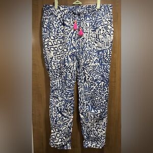 Lilly Pulitzer Blue and White Cropped Pants